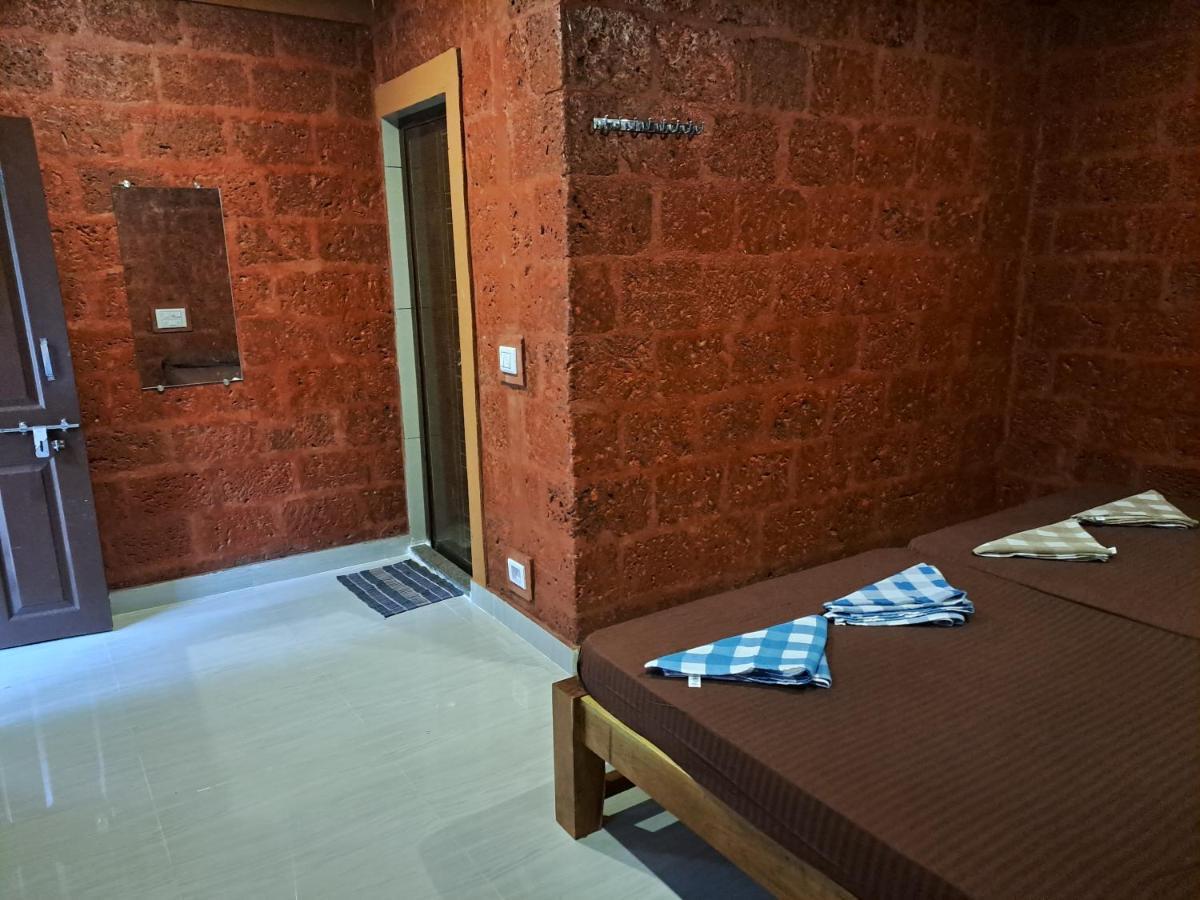 Palm Beach Resort Kumta 外观 照片