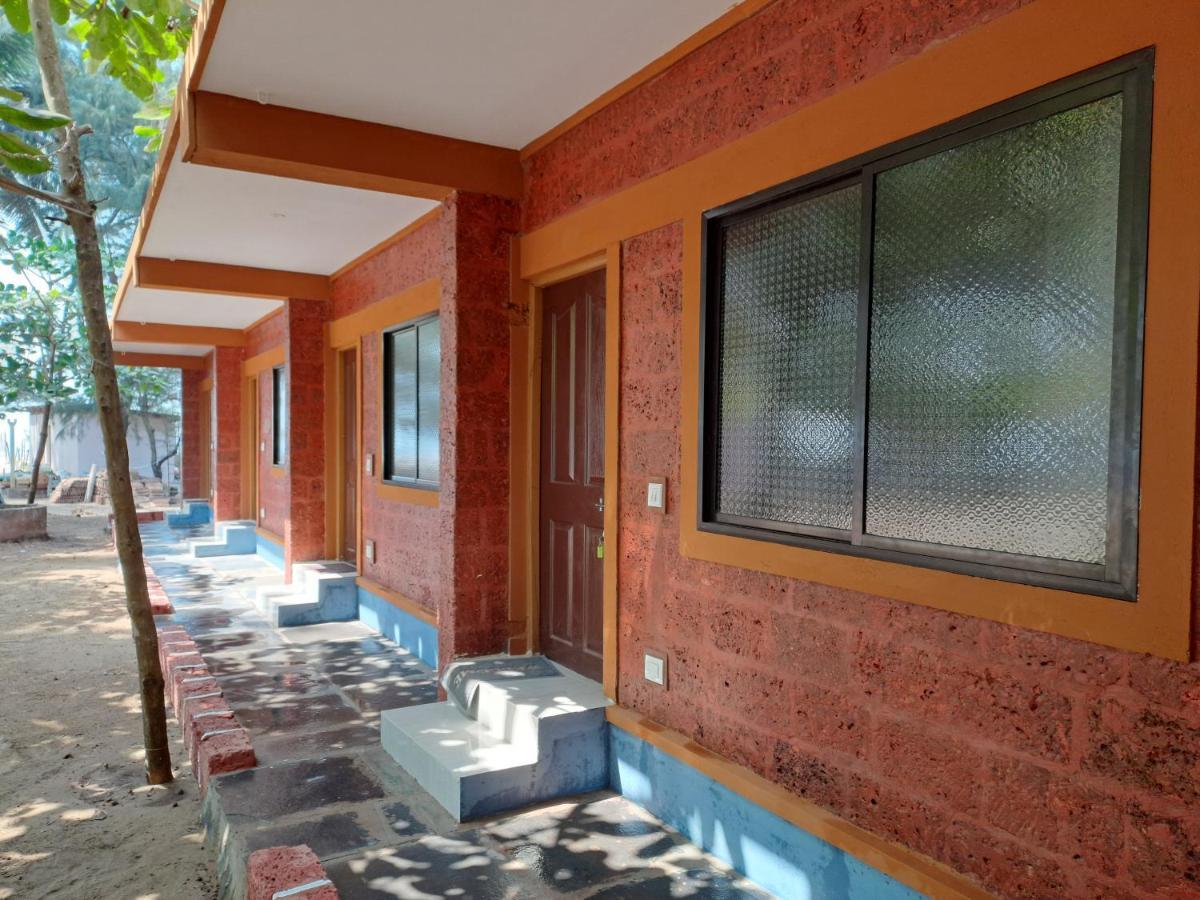 Palm Beach Resort Kumta 外观 照片